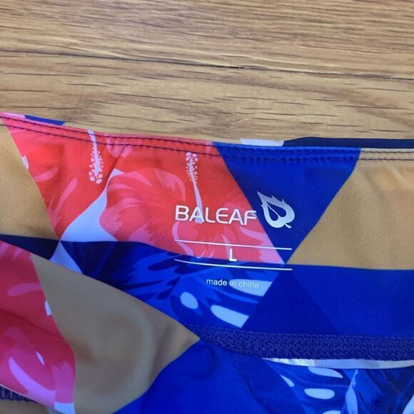 Bayleaf cycling padded shorts large - Picture 3 of 6